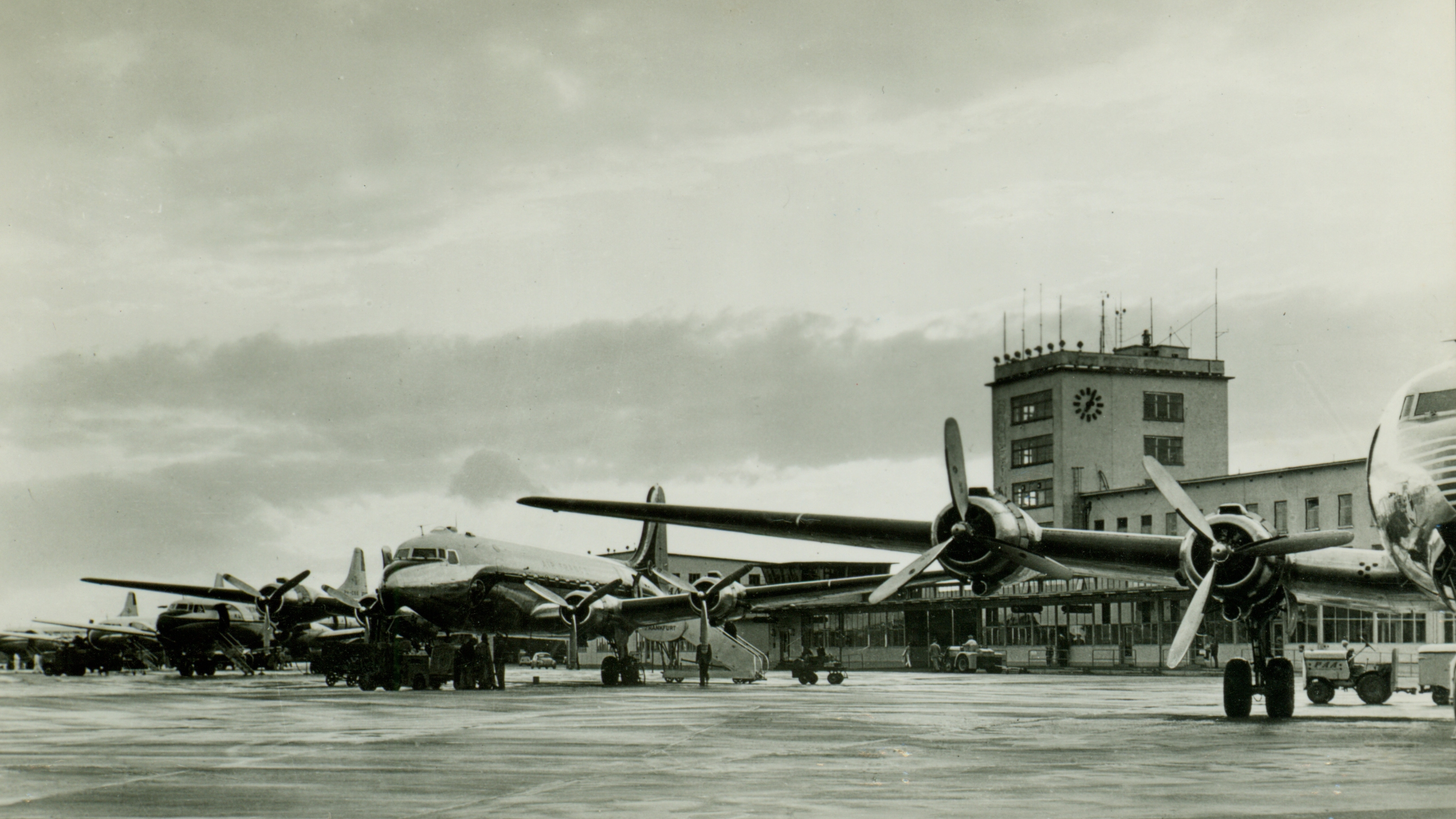 Ретрофото аэопортов мира. Франкфурт на Майне История,Авиация