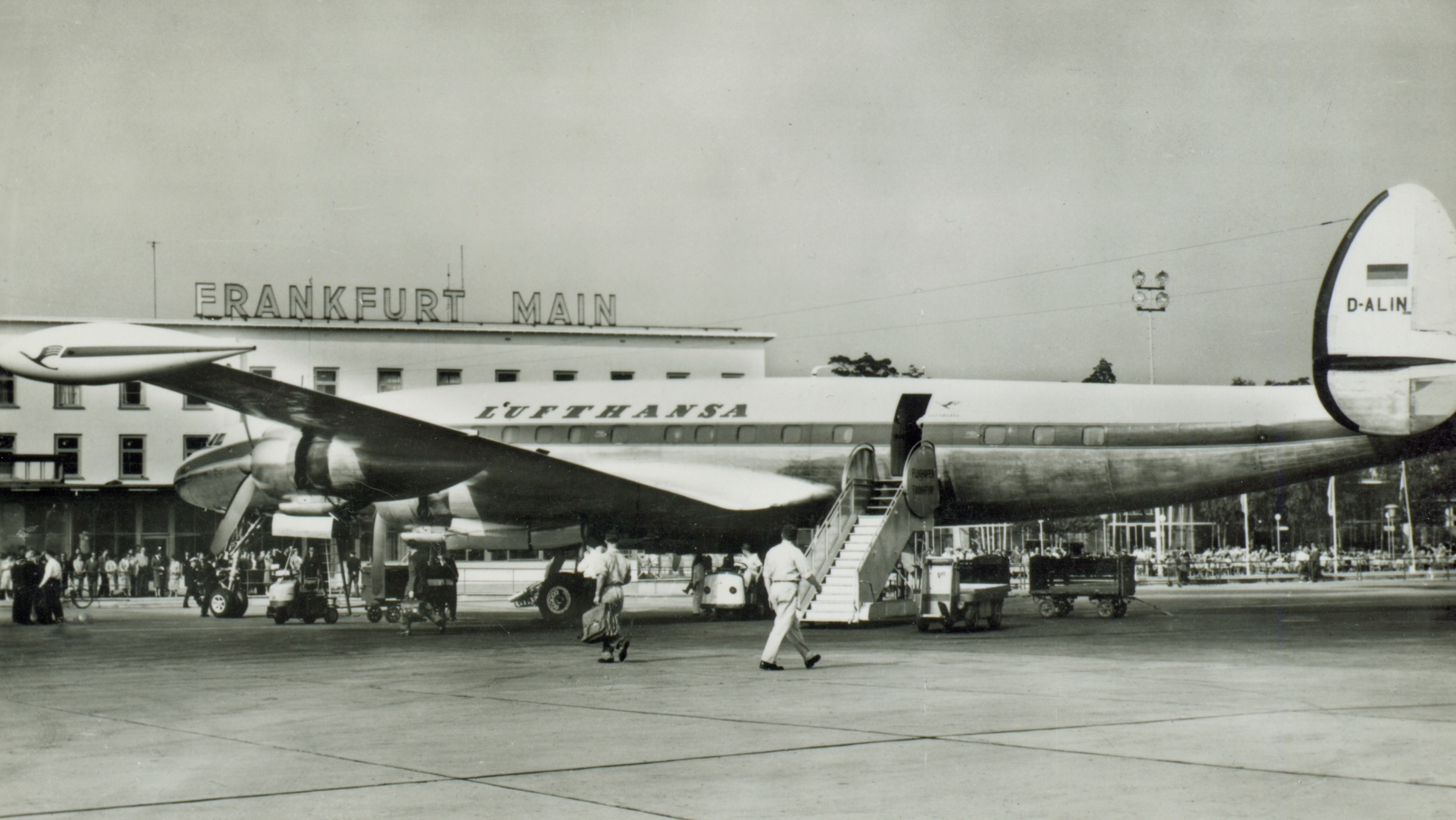 Ретрофото аэопортов мира. Франкфурт на Майне История,Авиация
