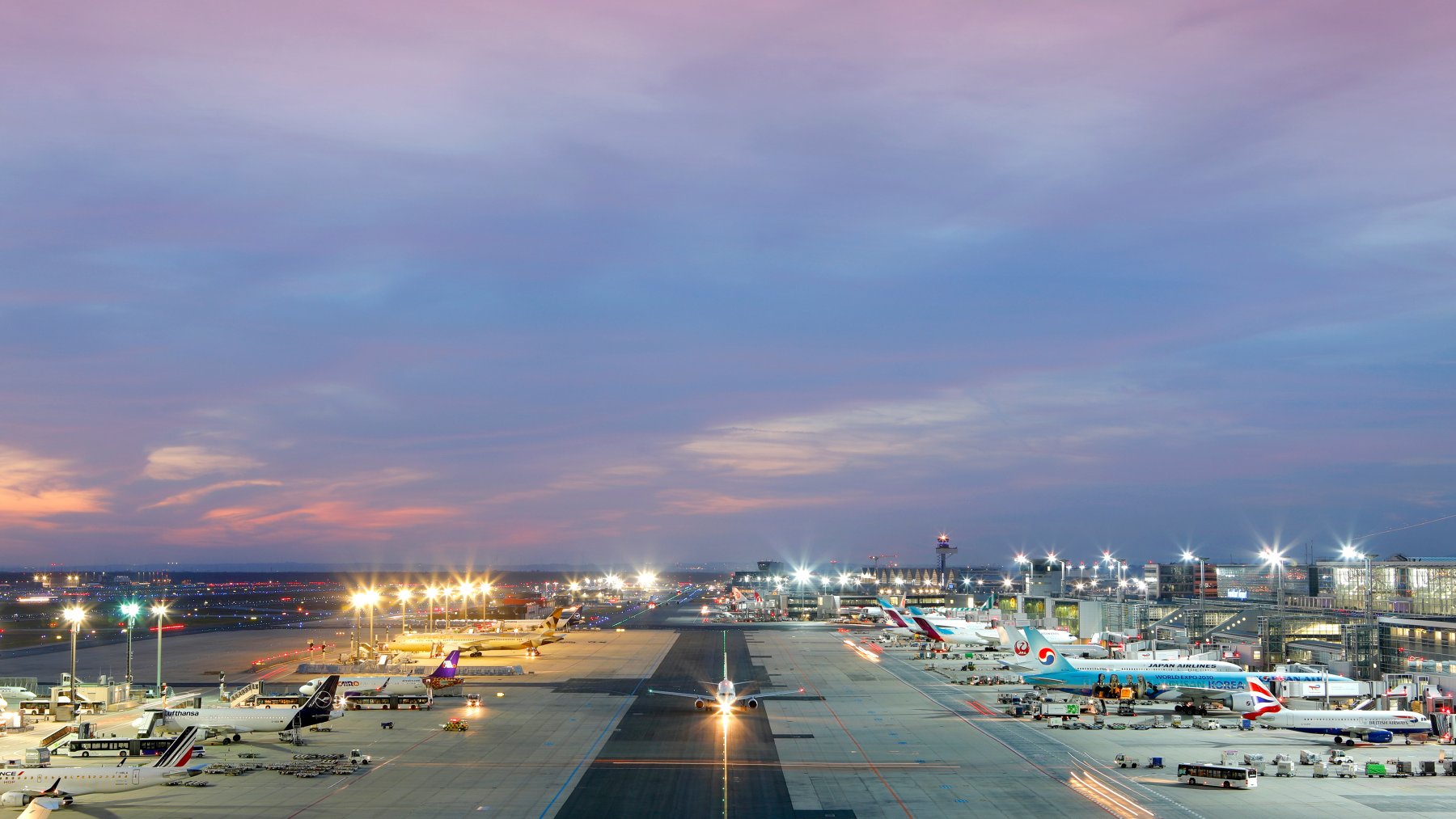 www.fraport.com